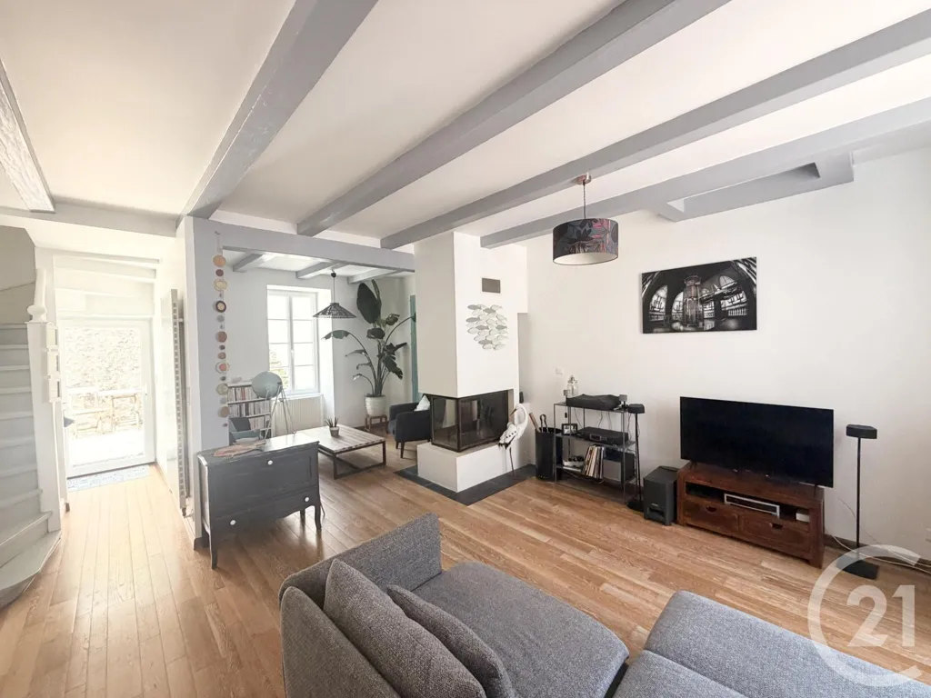 Soggiorno - Charming Townhouse with Courtyard in Pornic