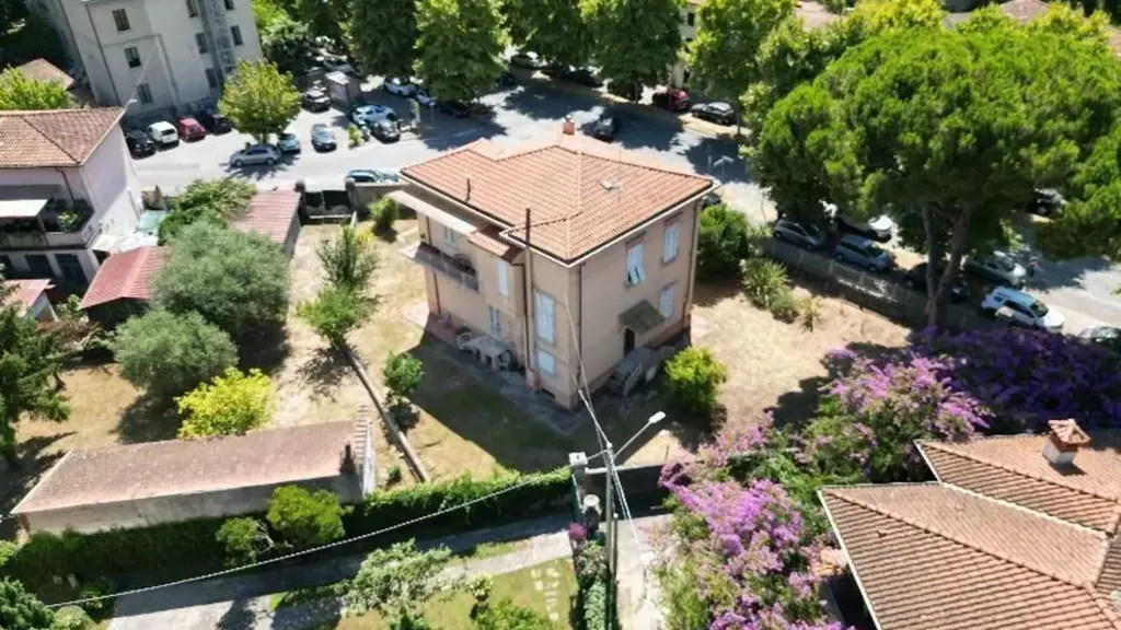 Vue aérienne - Historic Villa with Private Garden in Massa
