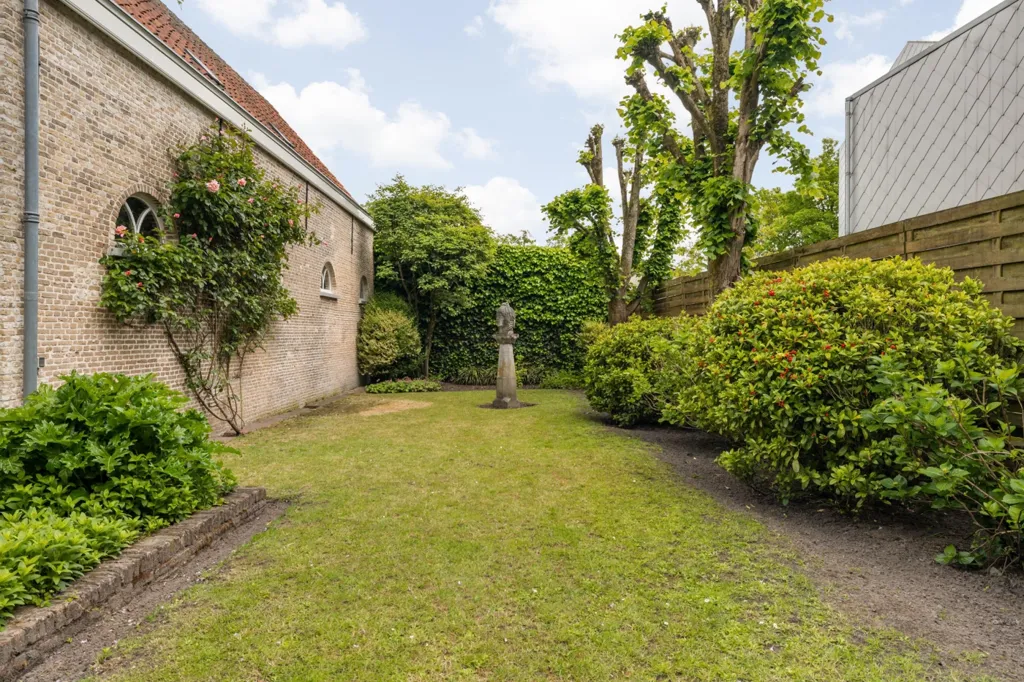 Garden - Monumental Villa with Historical Charm in Breda