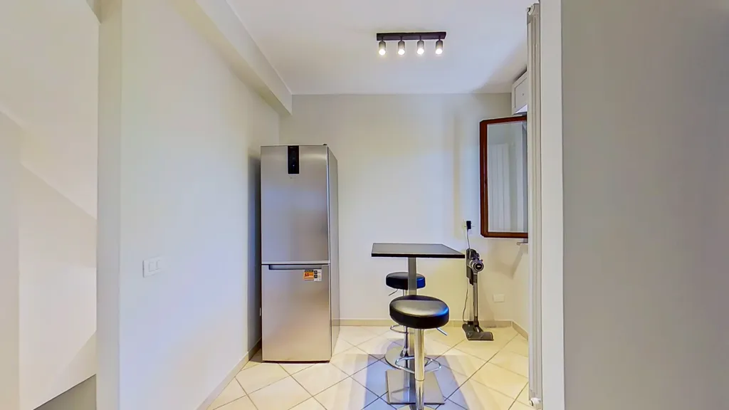 Cuisine - Contemporary Villa with Terrace in Rome