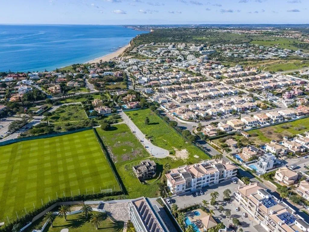 Õhuvaade - Development Land with Beach Proximity in Lagos