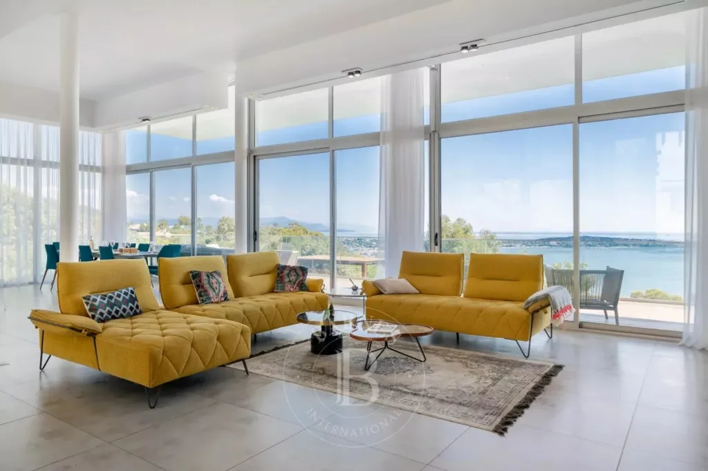 Séjour - Villa Moderne Vue Panoramique à Super Cannes