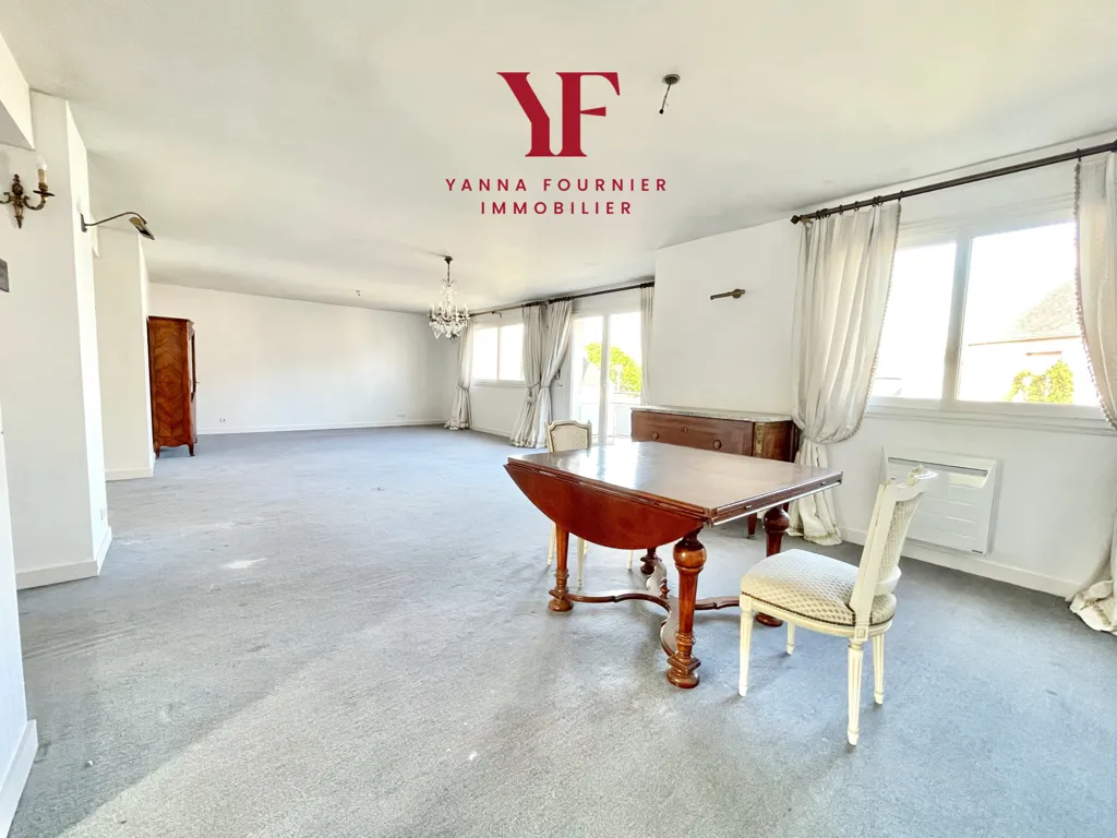 Salle à manger - Immeuble Rénové avec Local Professionnel et Appartement à Plougastel-Daoulas
