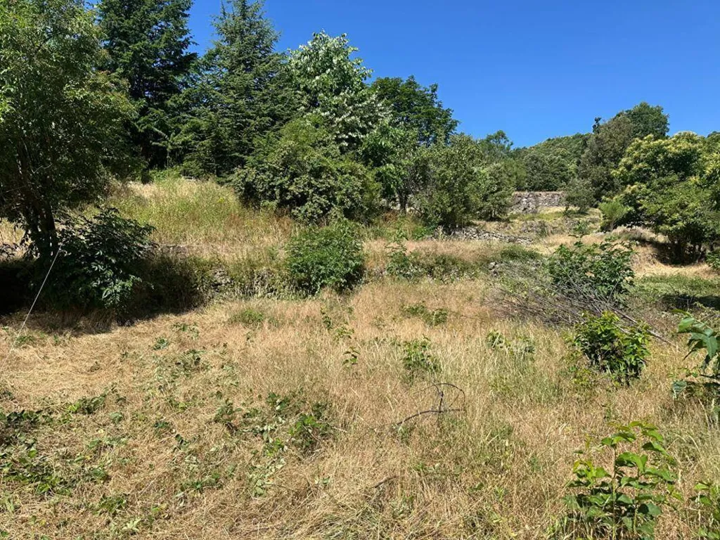 Aed - Constructible Plot with Mountain Views in Ardèche
