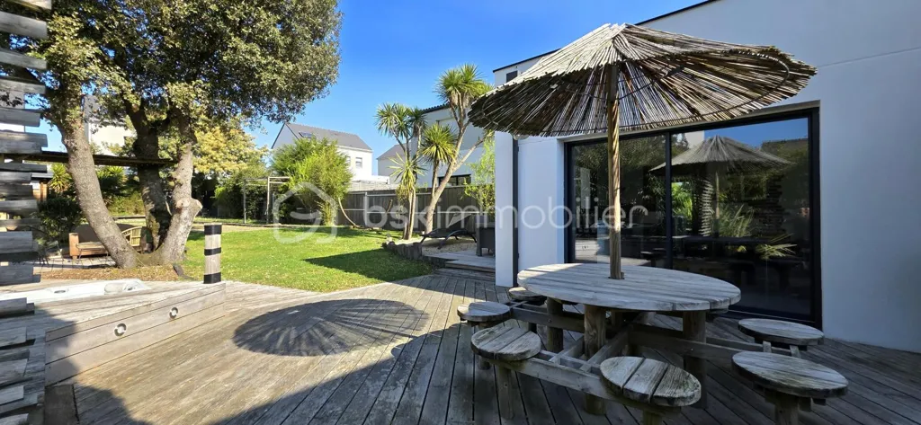 Terrasse - Maison Contemporaine avec Jacuzzi au Calme à La Baule