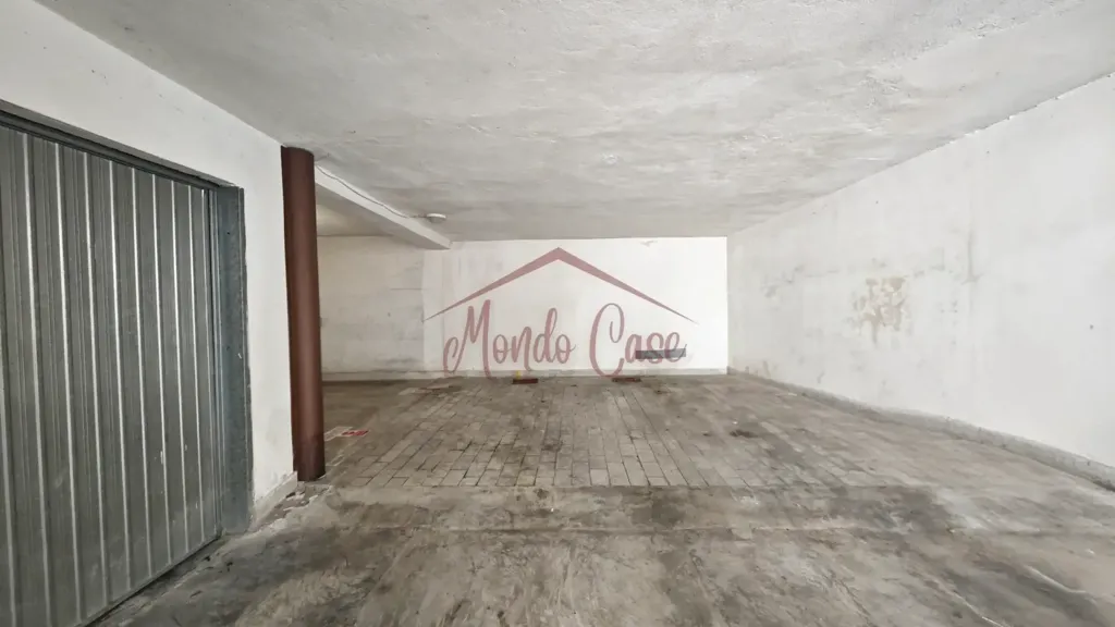 Garage - Penthouse with Panoramic View in Massa Centre