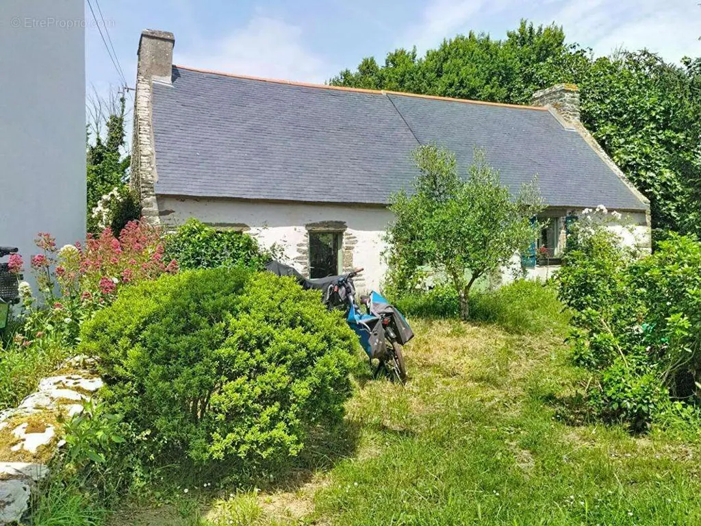 Extérieur - Longère Rénovée avec Terrasse à Quehello