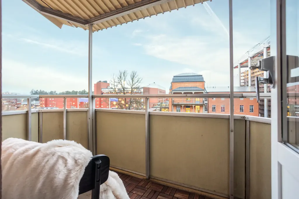 Balcon - Efficient Studio Flat with Balcony in Kvarnberget