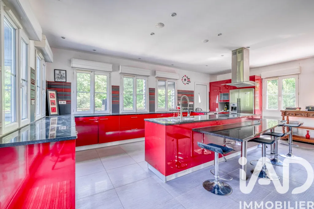 Cucina - Architectural House with Panoramic View in La Ferté-sous-Jouarre