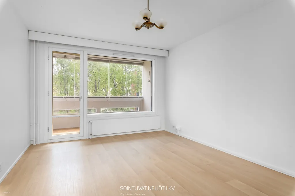 Toad - Apartment with Balcony in Martinlaakso, Vantaa