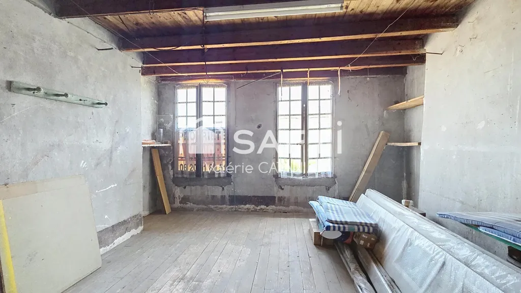 Stanze - Old Farmhouse with Barn in Gillonnay