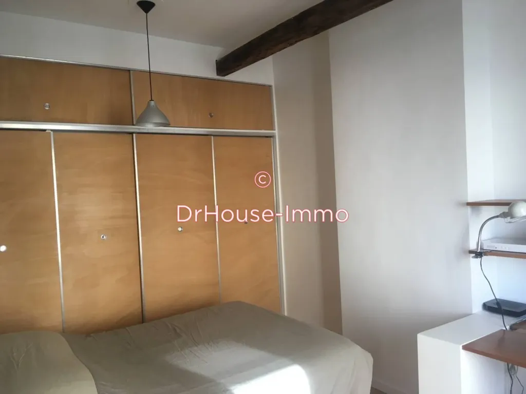 Magamistoad - 2-Bedroom Parisian Flat with Vaulted Cellar