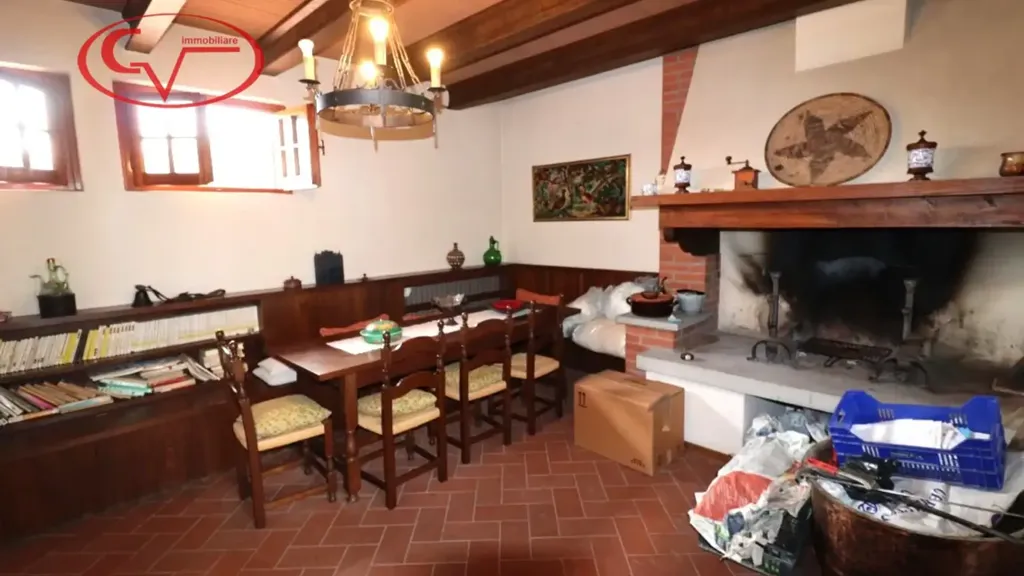 Salle à manger - Villa with Private Garden in Montevarchi
