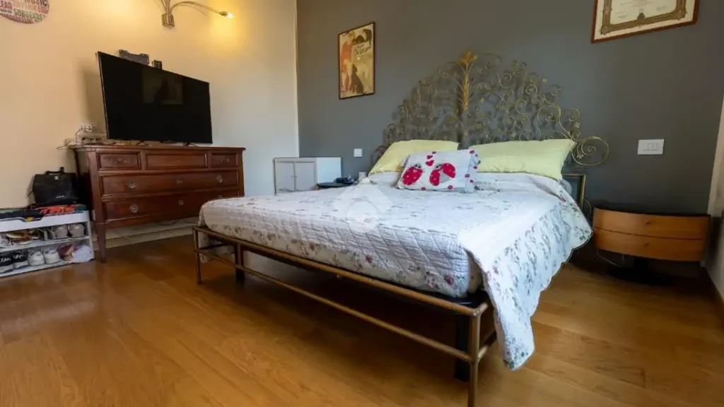 Magamistoad - Trilocale with Balcony in Bergamo