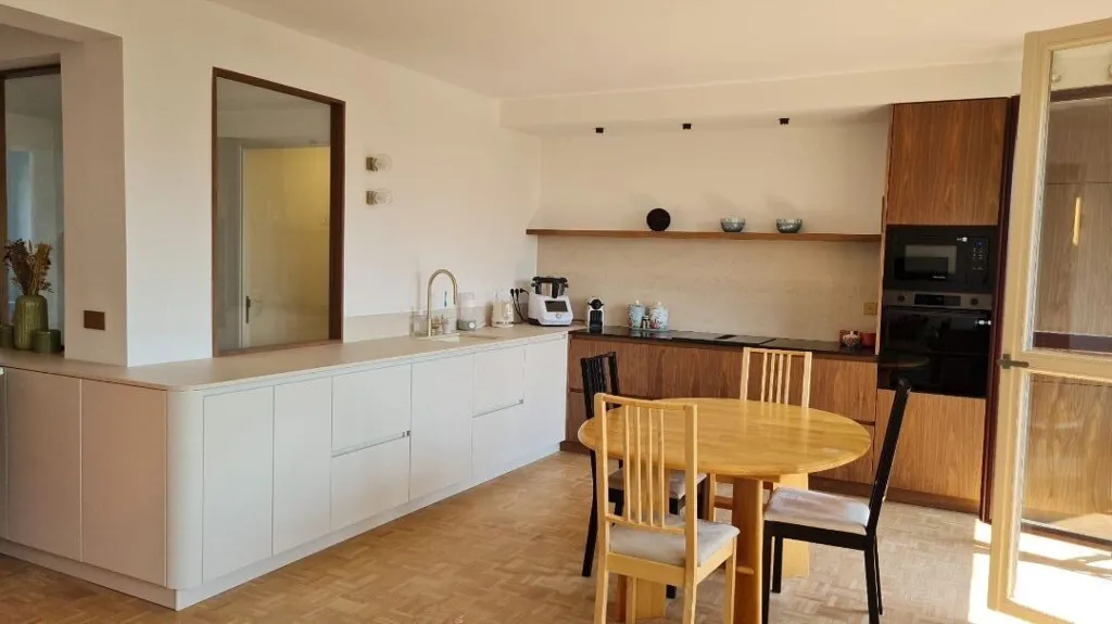 Cuisine - Appartement Rénové avec Vue sur Paris à Suresnes