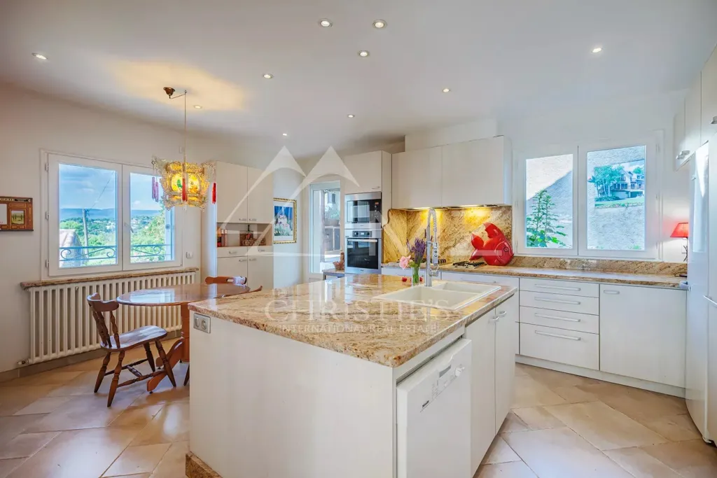 Kitchen - Estate with Panoramic Views and Pool in Countryside