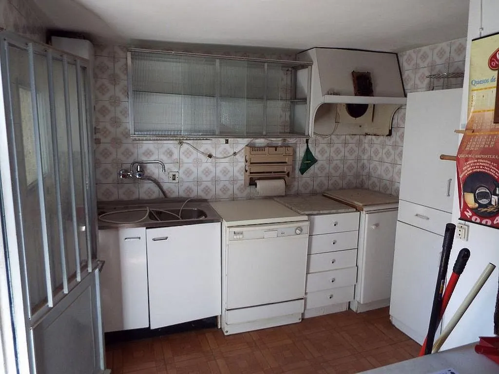 Cuisine - Spacious Apartment with Mountain View in Caudete