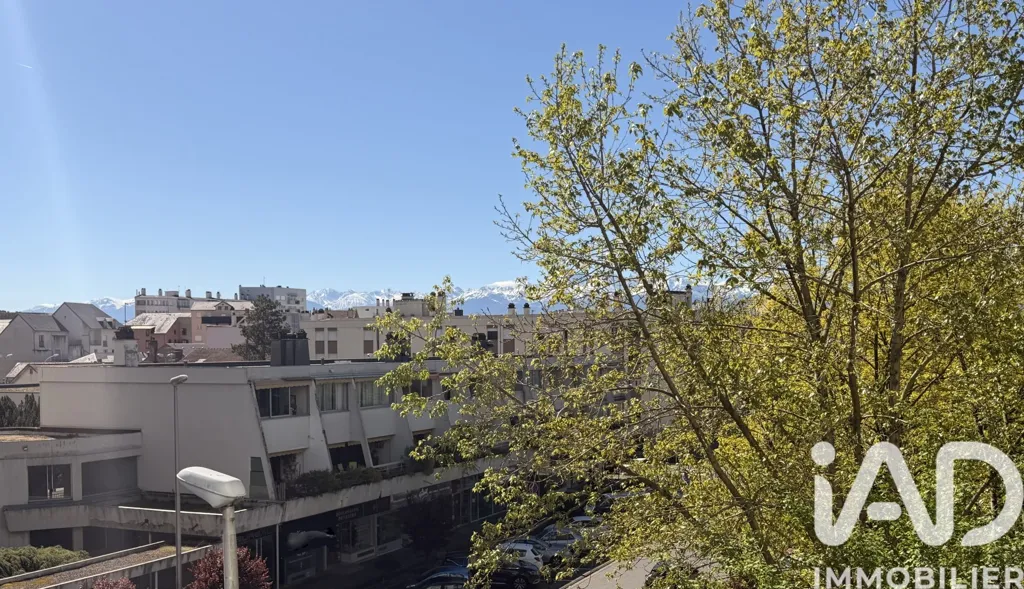 Rõdu - Bright 3-Bedroom Apartment with Balcony in Tarbes Centre