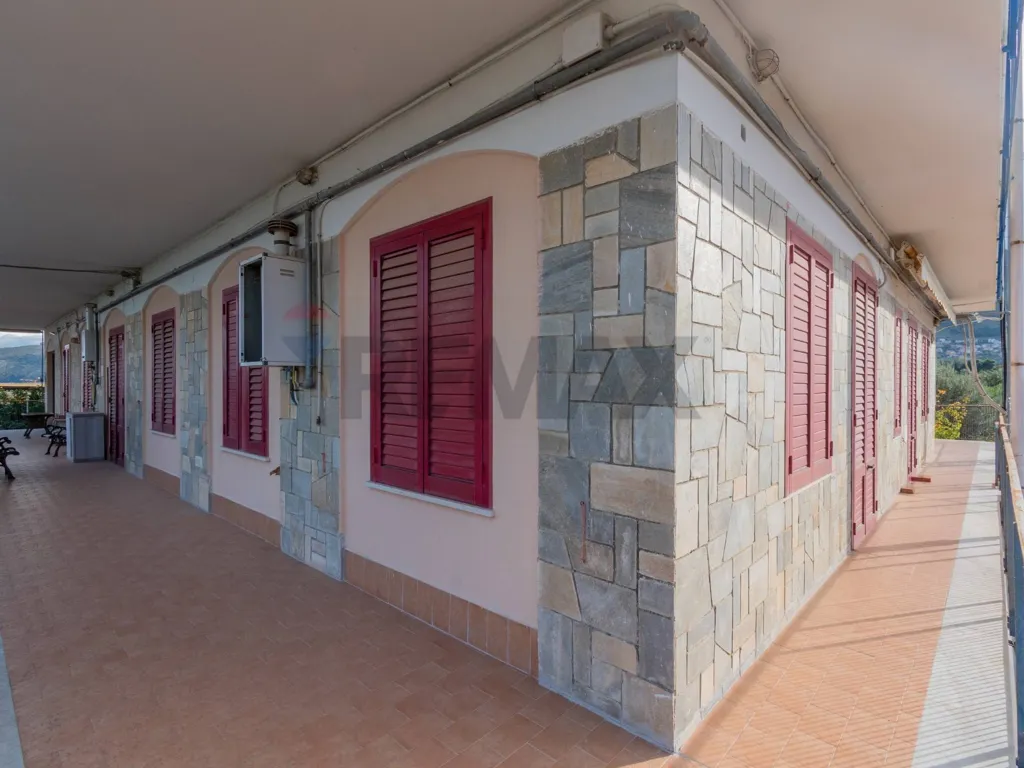 Terrasse - Villa Portion with 360° Views in Villagrazia