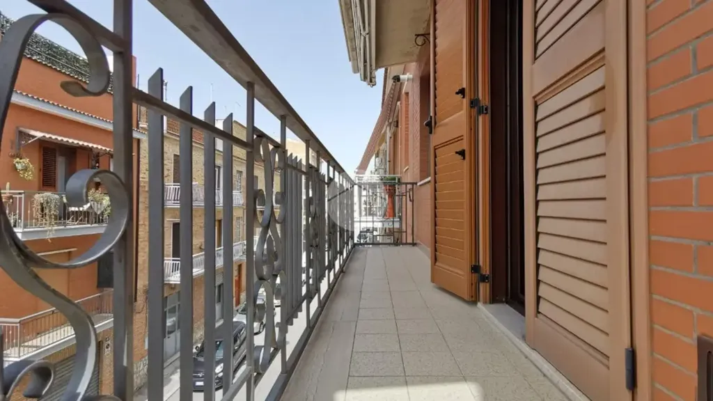 Balcon - Independent House with Courtyard in Lucera