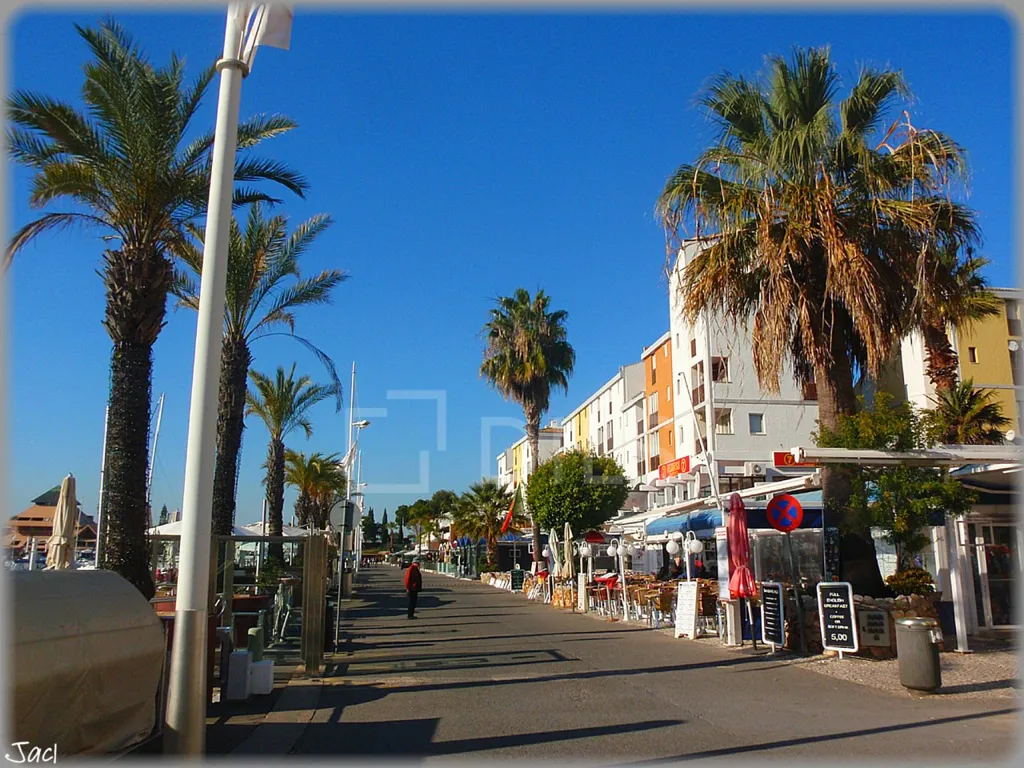 T4 Villa with Pool in Vilamoura