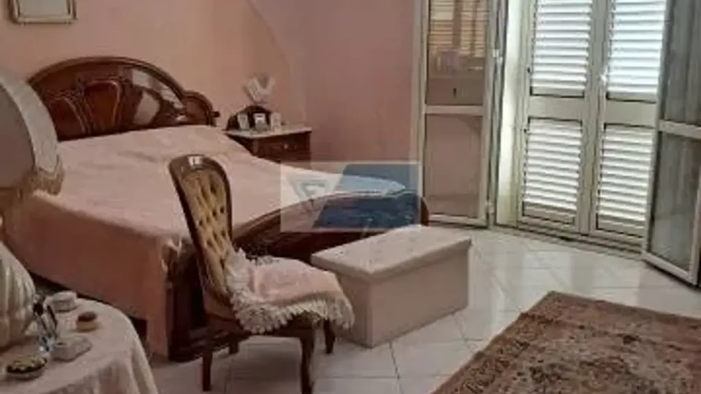 Appartement 4 pièces à IT