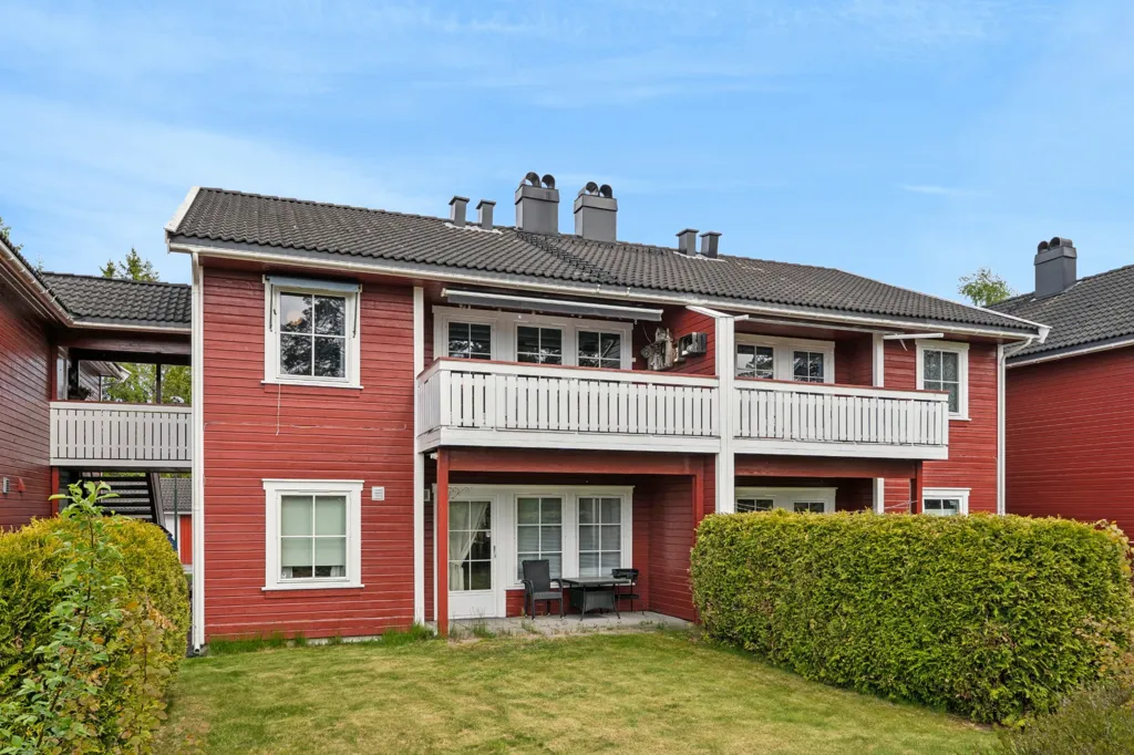 Välivaade - 3-Bed Flat with Garden in Kodal