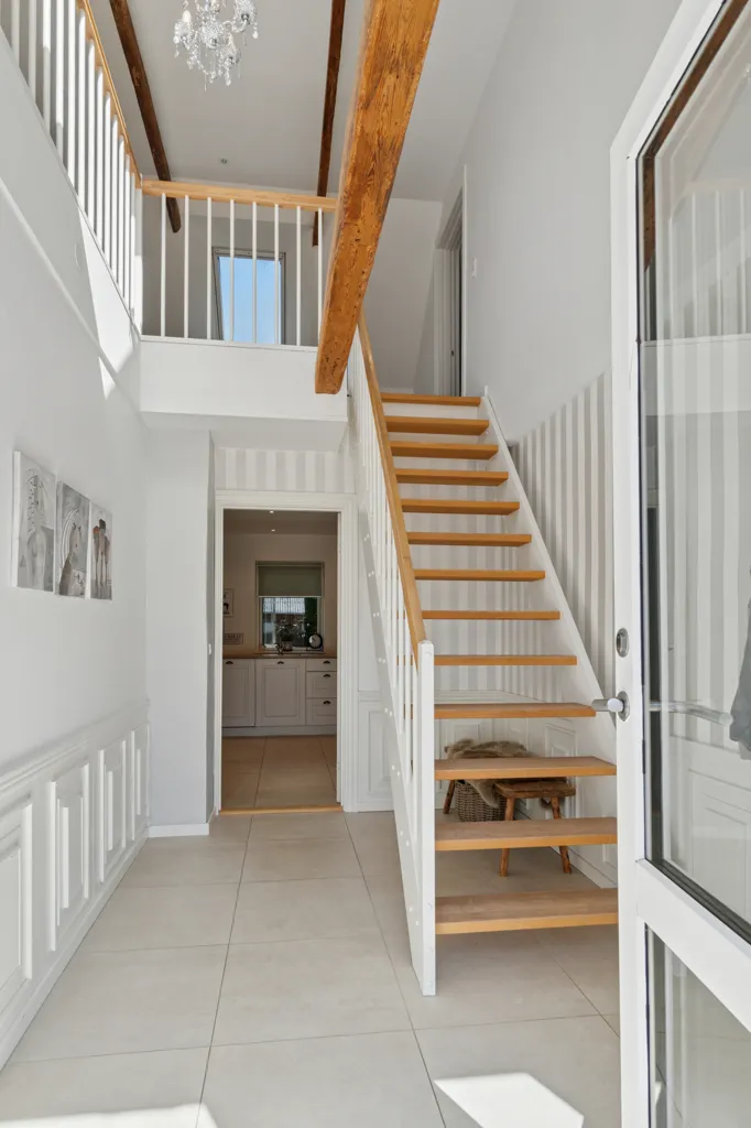 Pièces - Renovated Farmhouse with Equestrian Facilities in Vejle