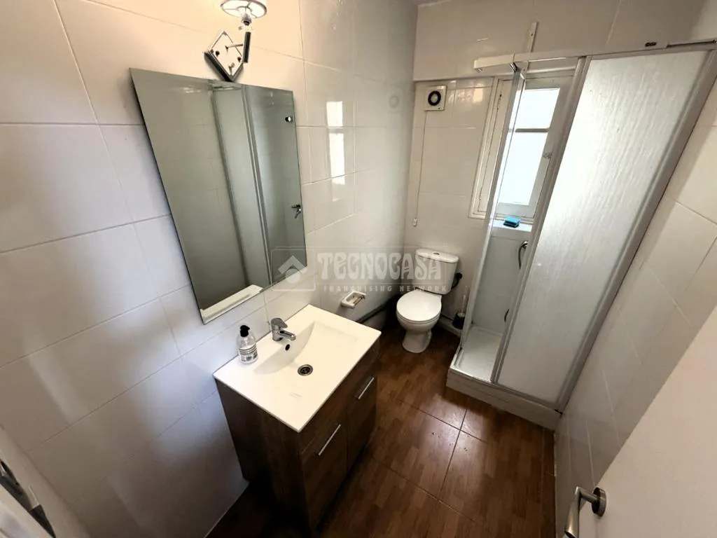 Salles de bain - Apartment with Balcony in Aiora