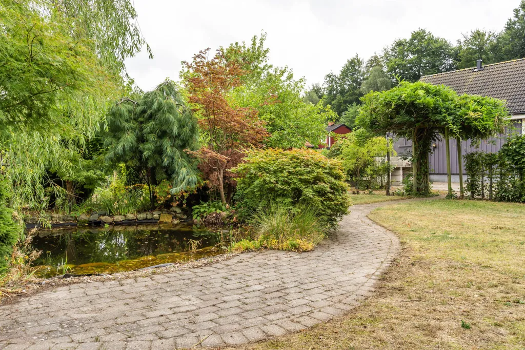 Aed - Charming Villa with Pool in Östra Sönnarslöv