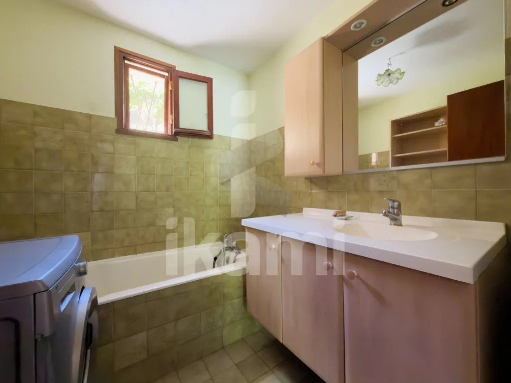 Salles de bain - Maison à Vaujany avec Jardin et Proximité Eau d'Olle