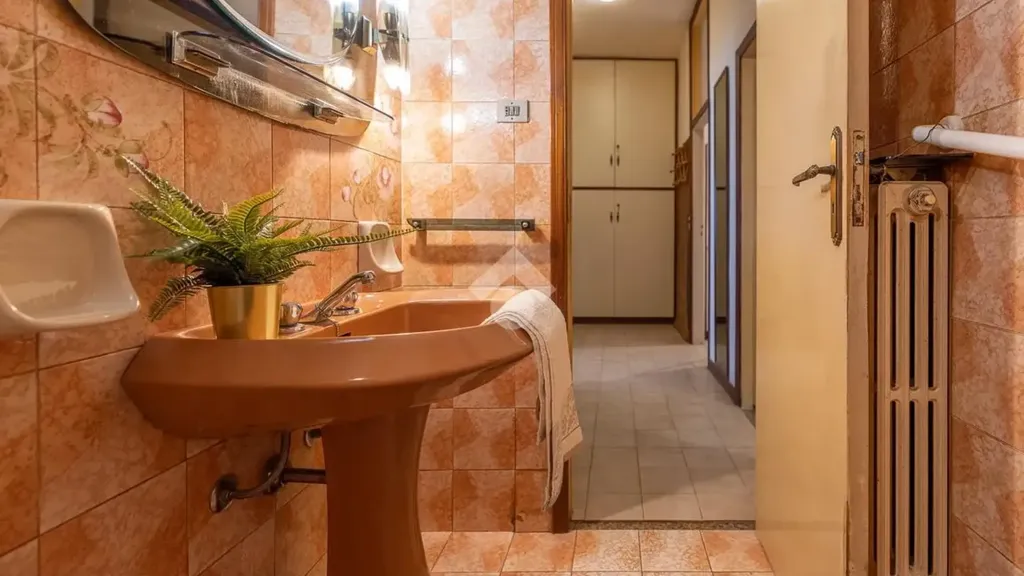 Salles de bain - Ground Floor Apartment with Garden in Cervia