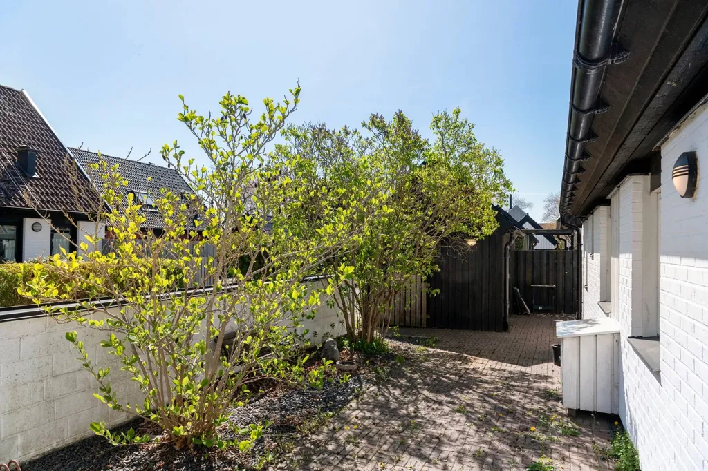 Jardin - Villa with Extensive Garden in Lerberget