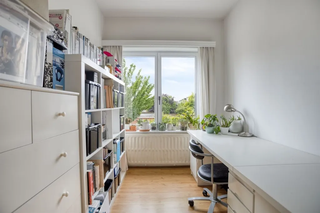 Bureau - Maison Rénovée avec Jardin à Edegem