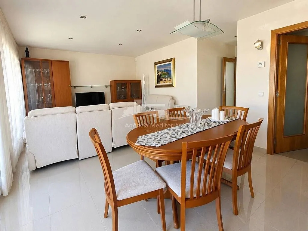 Salle à manger - Duplex with Pool and Terrace in Palamós