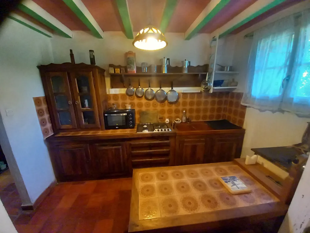 Cuisine - Corps de ferme en pierre avec piscine près de Sarlat