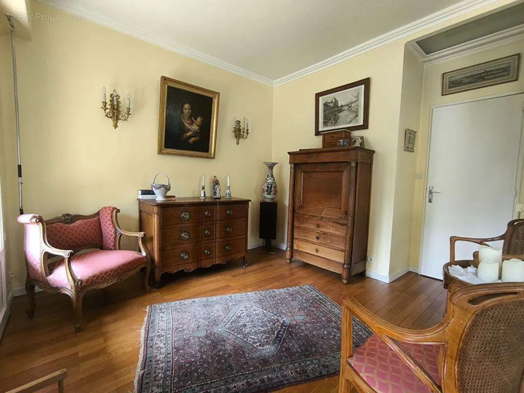 Séjour - Maison d'Architecte avec Jardin en Centre Ville