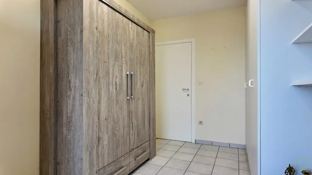 Toad - Spacious Flat with Terrace in Eeklo
