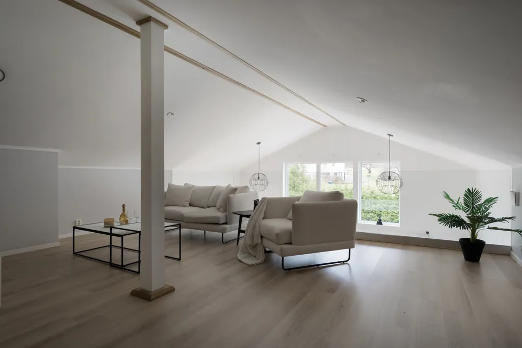 Pièces - Modern Villa with Garden in Gudö