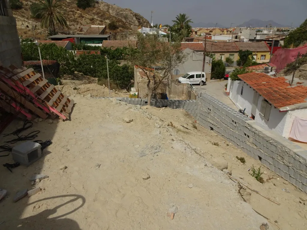 Giardino - Building Plot with Foundations in Rojales