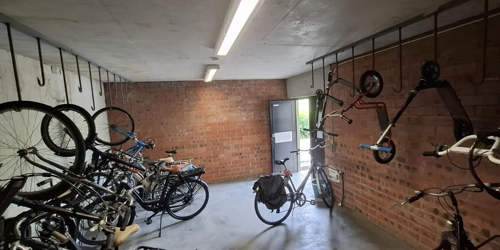 Garage - Light-Filled Apartment with Terrace in Dendermonde
