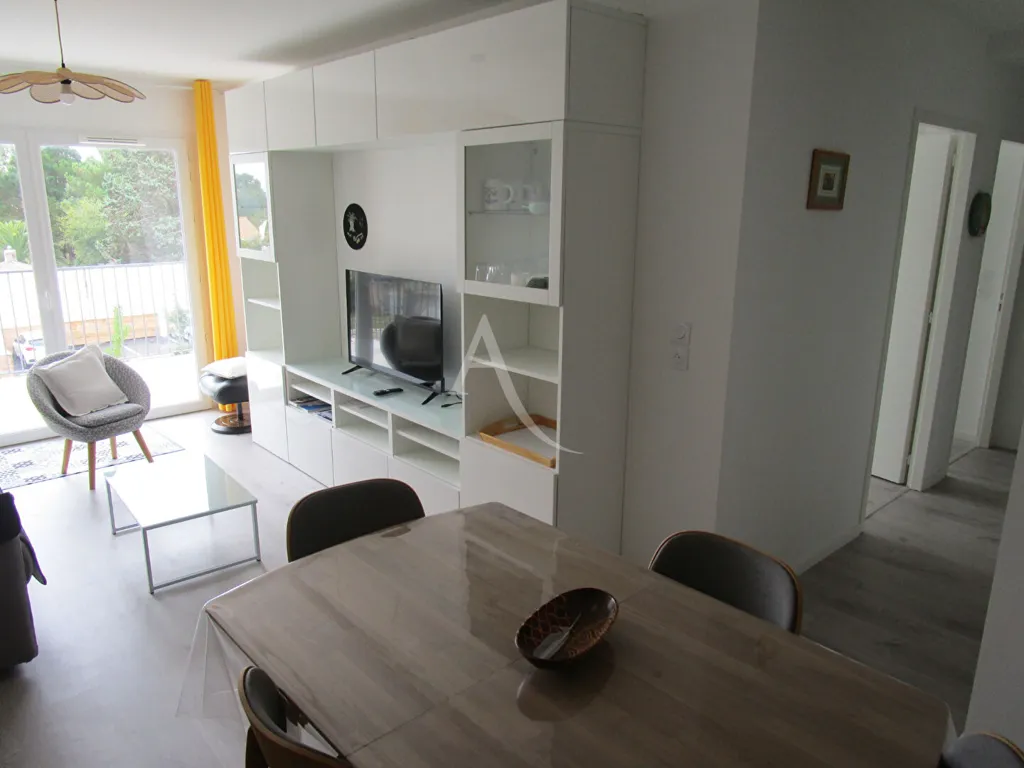 Söögituba - Modern Flat with Balcony in Saint Jean de Monts Centre