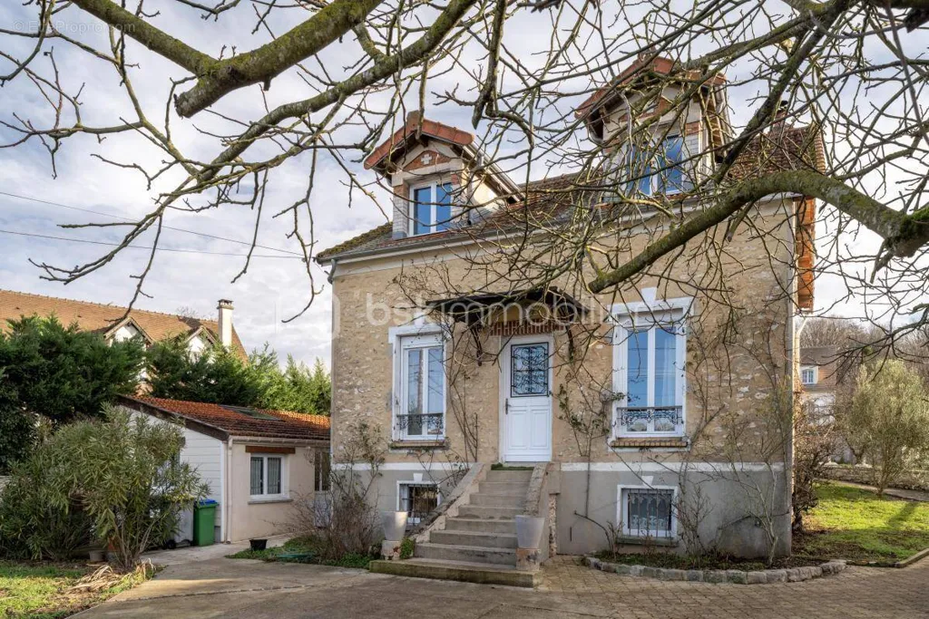 Esterno - Maison Meulière with Studio near Seine