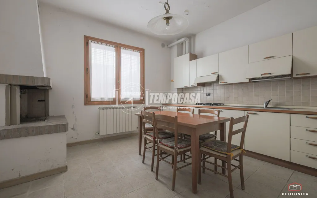 Cuisine - Detached Terraced House to Renovate in Bagnara di Romagna