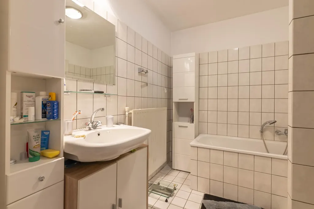 Salles de bain - Porte-cochère Flat with Market View in Kerkrade