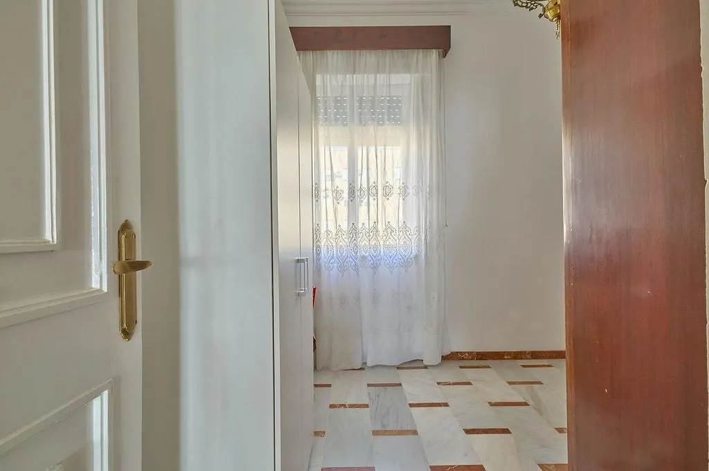 Esik - Apartment with Terrace in Pio XII, Jerez