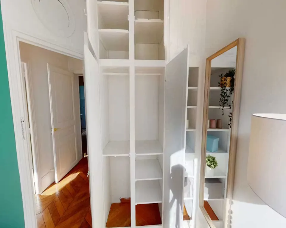 Toad - Apartment with Kitchen Amenities in Paris