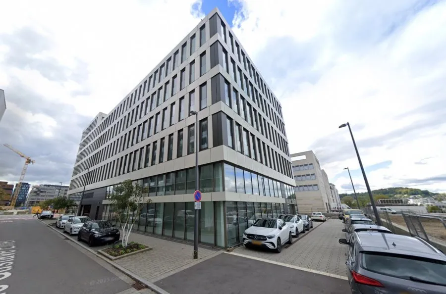 Extérieur - Bureau avec façade moirée à Esch-sur-Alzette