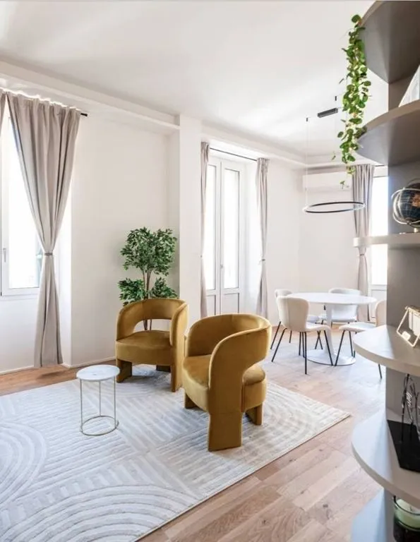Elutuba - Luxury Flat with Balcony in Milan