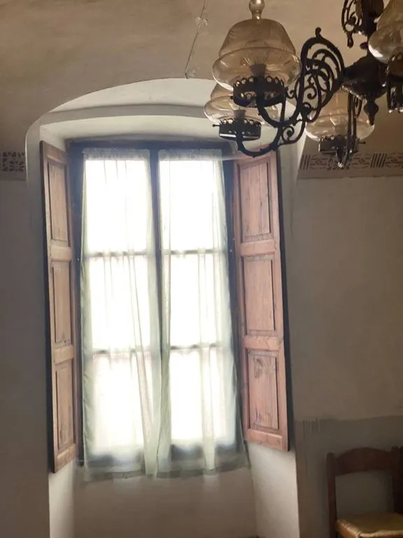 Pièces - Seventeenth-Century House with Courtyard in Bobbio